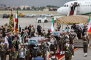 Begrüßung der Märtyrer des Hubschrauberabsturzes am Flughafen Mehrabad