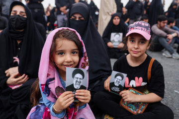 Historical Funeral of Martyrs of Service in Qom