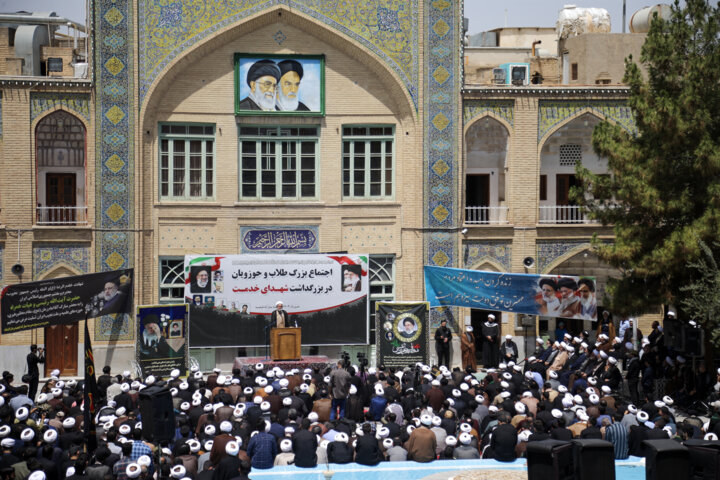 یک ملت یک رئیسجمهور؛ میزبانی قمیها از شهدای خدمت (در حال بروز رسانی)