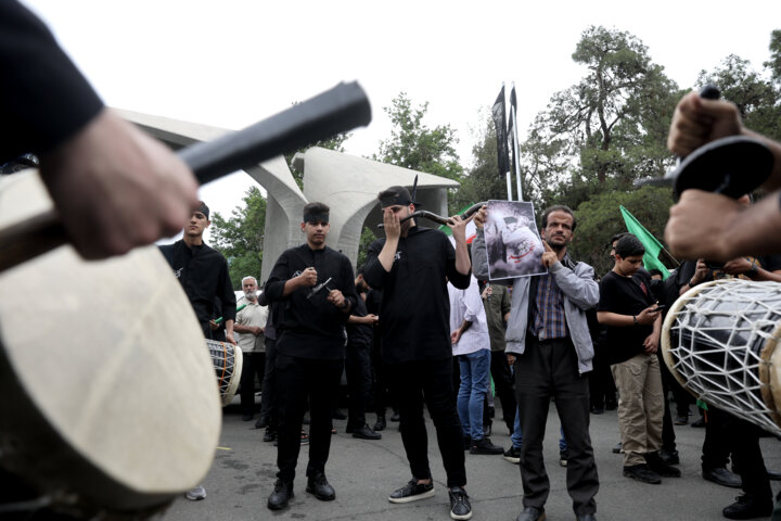 عزاداری دانشجویان در سوگ شهدای خدمت