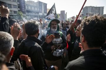 تشییع شهدای خدمت در تهران