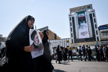 تشییع شهدای خدمت در تهران