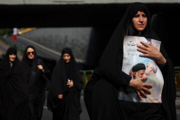 تشییع شهدای خدمت در تهران