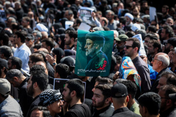 تشییع شهدای خدمت در تهران