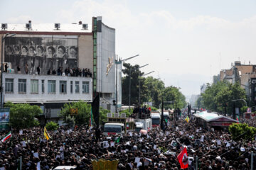 تشییع شهدای خدمت در تهران