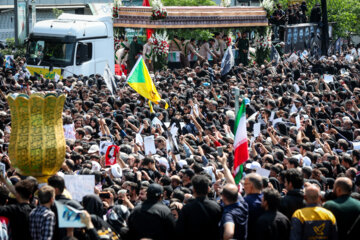 Funeral held in Tehran for helicopter crash martyrs