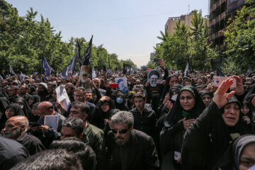 تشییع شهدای خدمت در تهران