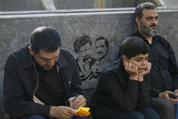 تشییع شهدای خدمت در تهران