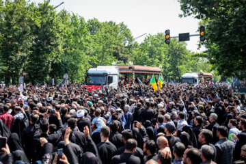 تشییع شهدای خدمت در تهران