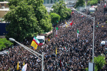 تشییع شهدای خدمت در تهران