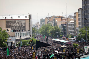 تشییع شهدای خدمت در تهران