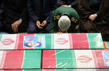 Supreme Leader Offers Prayers on Bodies of Martyrs of Service