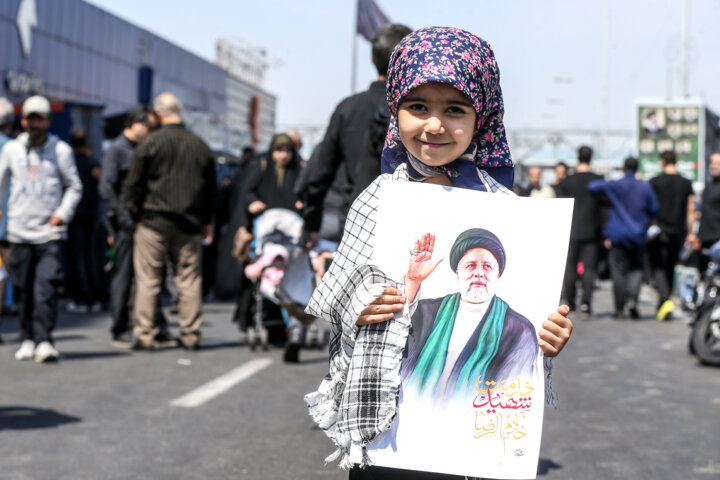 خداحافظی باشکوه ملت با شهید جمهور