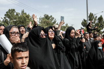 Ceremonia de procesión fúnebre por el presidente Raisi en Biryand