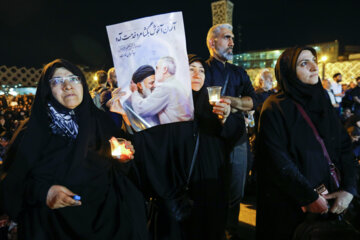 Nuit de deuil des martyrs du Service à Téhéran, ce jeudi soir 23 mai 2024