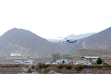 آخرین تصویر از بالگرد حامل رئیس جمهور پس از افتتاح سد «قیز قلعه سی»