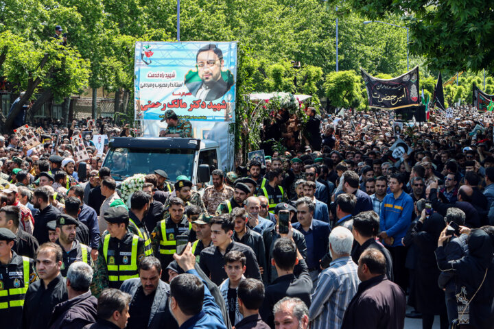 صحنههای فراموشنشدنی وداع با خادم مردم در مراغه خلق شد