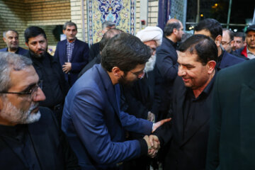 حضور «محمد مخبر» در مراسم گرامیداشت رئیس جمهور شهید وهمراهان در مسجد ارک