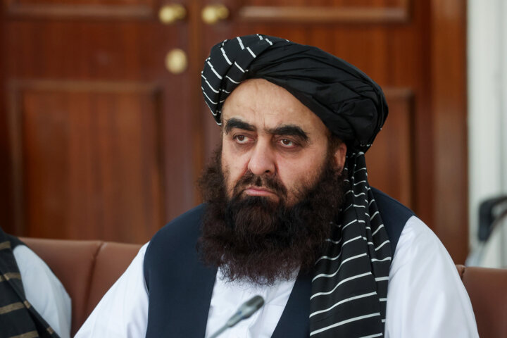 دیدار وزیر خارجه طالبان با نماینده رئیس جمهور در امور افغانستان