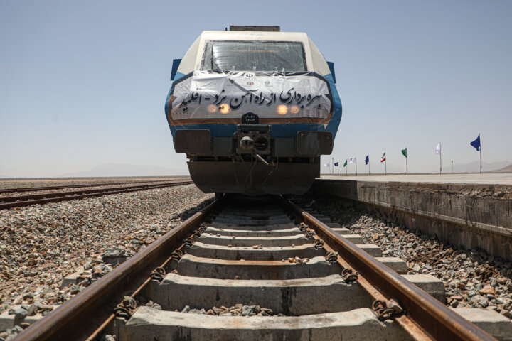 خدمات ماندگار شهیدجمهور دریزد؛ از آبرسانی خلیج فارس تا تکمیل طرحهای نیمه تمام +فیلم