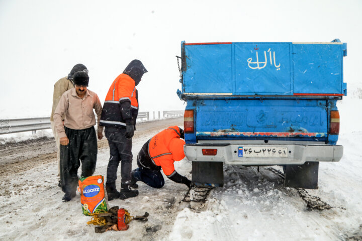 جاده های برفی کردستان