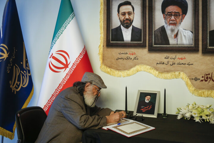 داریوش ارجمند: بعثتی که رهبر شهید وعده دادند رخ داد/ جاودانگی هنر ممزوج به پرتو الهی