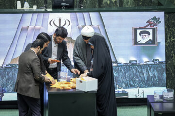 Iran's 12th Parliament holds 1st open session