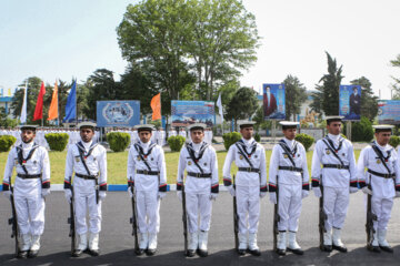 مراسم دانش آموختگی دانش پژوهان نیروی دریایی ارتش