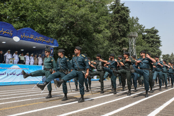 مراسم دانش آموختگی دانش پژوهان نیروی دریایی ارتش