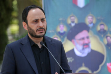 علی بهادری جهرمی، سخنگوی دولت در جمع خبرنگاران