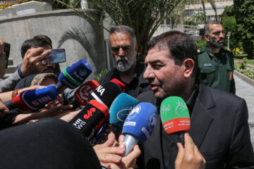 محمد مخبر، سرپرست ریاست جمهوری در جمع خبرنگاران