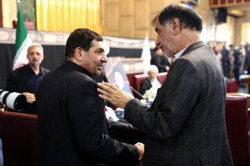 «محمدرضا باهنر» و « محمد مخبر » در جلسه مجمع تشخیص مصلحت نظام