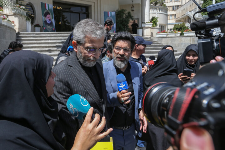 اعضای هیأت دولت در جمع خبرنگاران - ۹ خرداد ۱۴۰۳