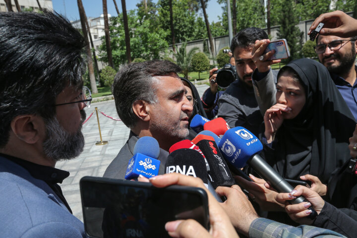 ۲۰ گیگ اینترنت رایگان؛ از فرشهای سعدآباد چه خبر؟