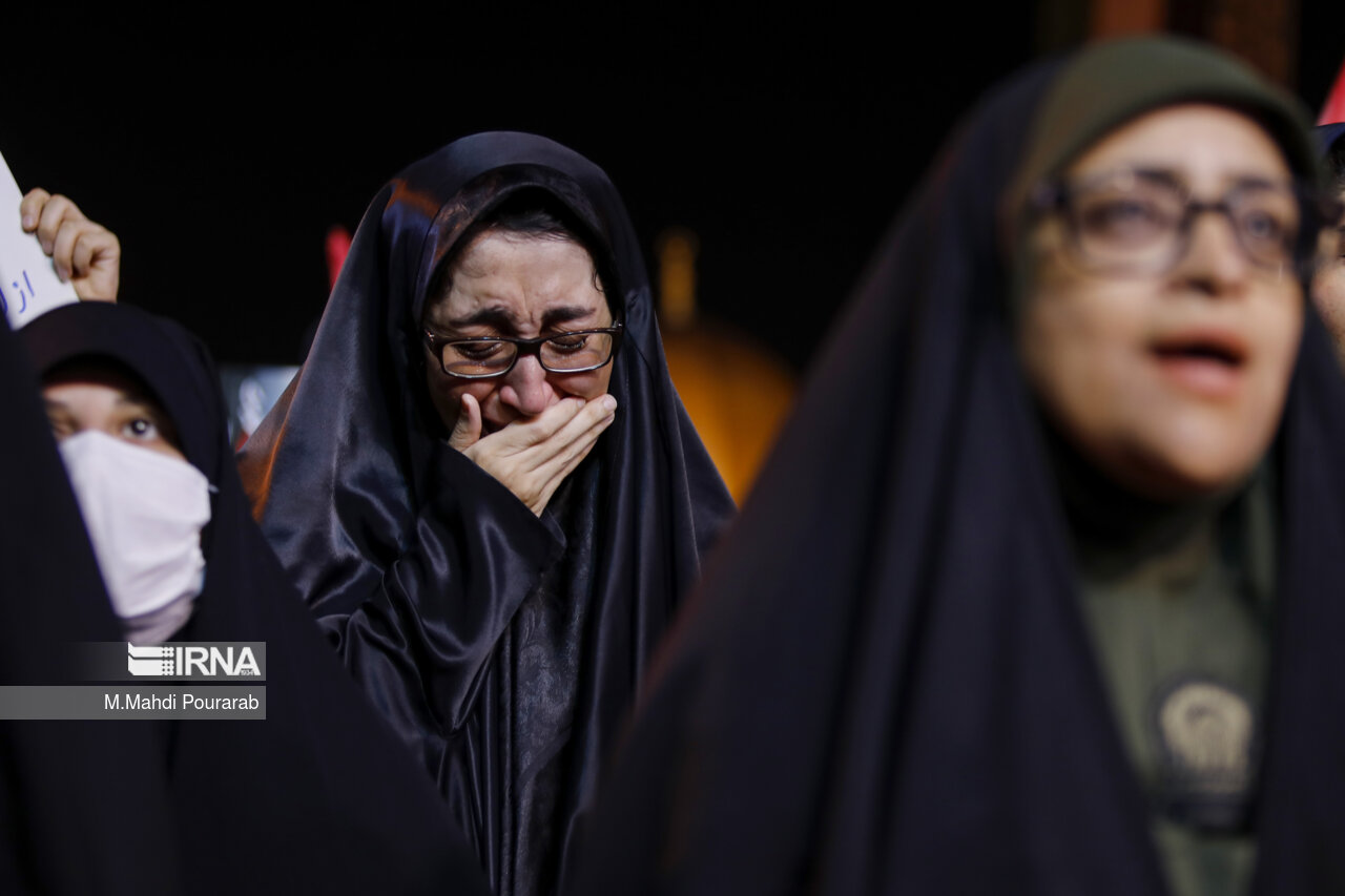 مراسم گرامیداشت رئیس جمهور شهید در میدان امام حسین (ع)