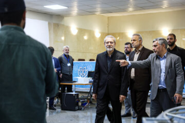 ثبت نام «علی لاریجانی» در چهاردهمین دوره انتخابات ریاست جمهوری