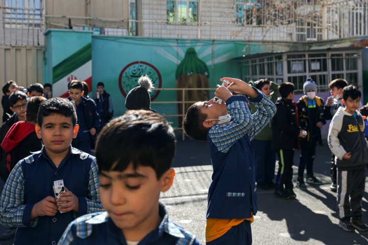 پیشبینی بودجه پایدار برای توزیع شیر رایگان در مدارس 1 پیشبینی بودجه پایدار برای توزیع شیر رایگان در مدارس