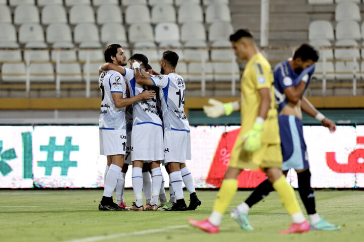 مذاکره استقلال با چند بازیکن؛ آقاییپور در آستانه توافق مالی، زکیپور منتظر امضای قرارداد