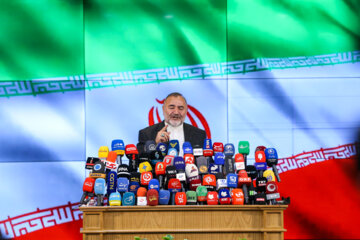 چهارمین روز ثبت نام داوطلبان انتخابات ریاست جمهوری- ثبت نام « ایرج شاهوردی»