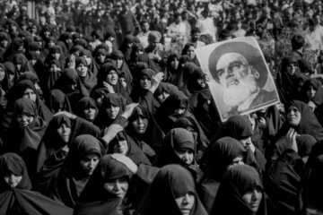 تشییع پیکر امام خمینی