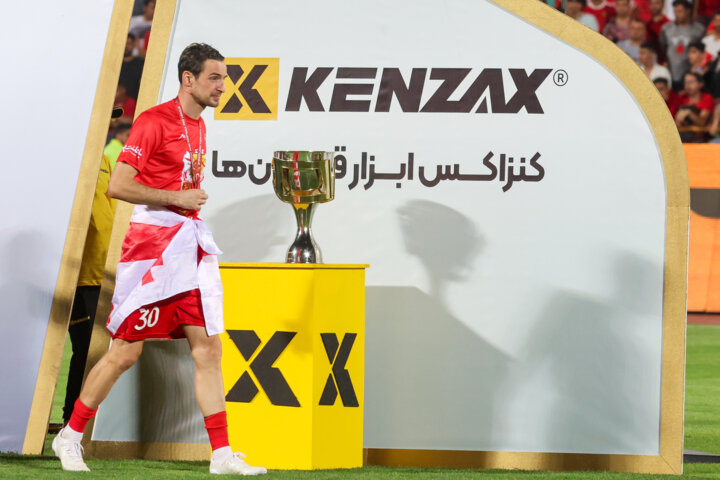 گولسیانی:دوست دارم در پرسپولیس از فوتبال خداحافظی کنم/هواداران چیزهای زیادی به من دادهاند