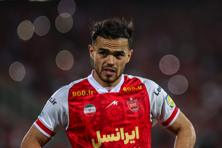 درخشان: پرسپولیس در خط دفاع و هافبک مشکلات زیادی دارد/ احمدزاده استاندارد نیست