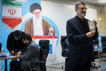 پنجمین روز ثبت نام داوطلبان انتخابات ریاست جمهوری- ثبت نام «امیر حسین قاضی زاده هاشمی»