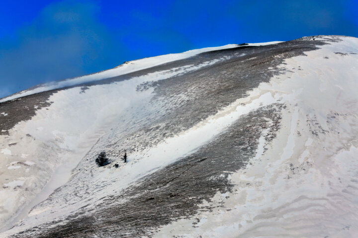 طبیعت برفی روستای «زندانه»