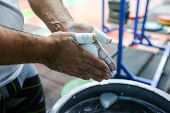 صدرنشینی ایران در گروهی جام جهانی فوتسال در روز تمامیت خواهی نکونام به روش کیروش