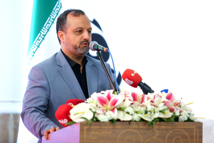 سفر وزیر اقتصاد به اصفهان