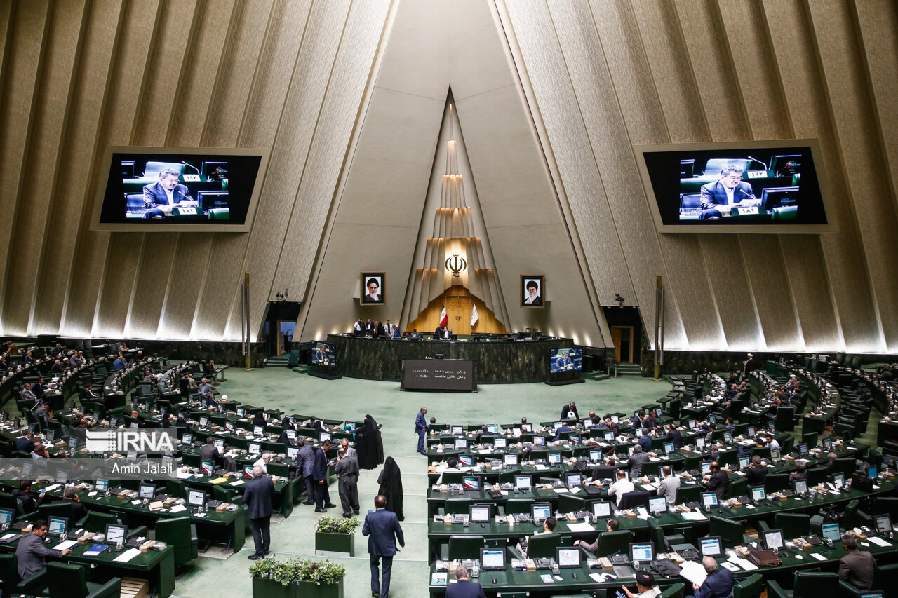 Iran parliament introduces motion to blacklist Canadian army