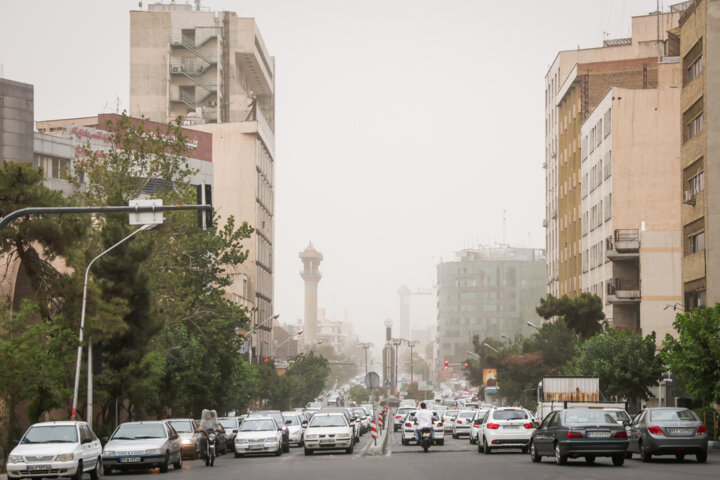 ارتفاعات تهران پایان هفته بارانی میشود