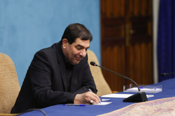 «محمد مخبر»، سرپرست ریاست جمهوری در جلسه شورای عالی انقلاب فرهنگی