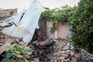 خسارات زلزله پنج ریشتری کاشمر